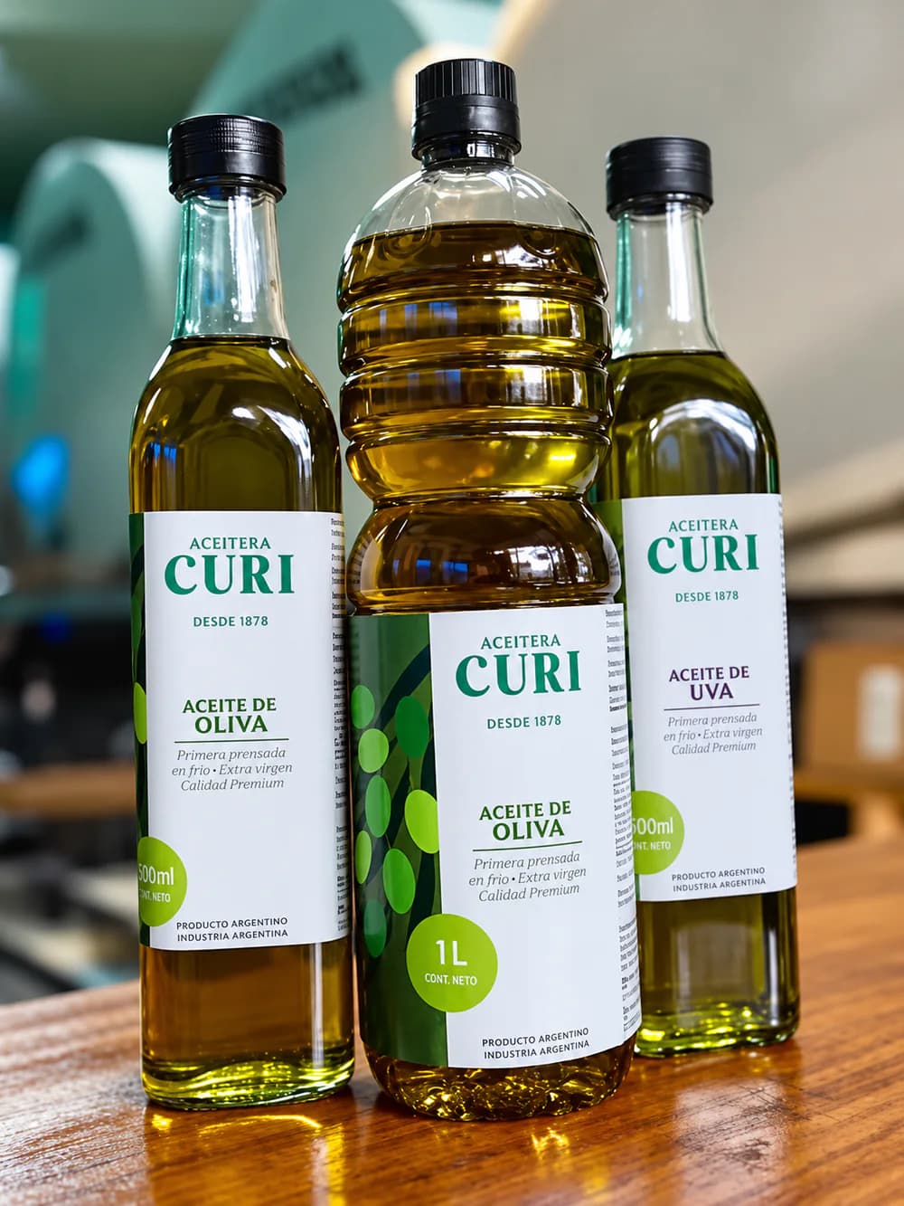Tres aceites Aceitera Curi